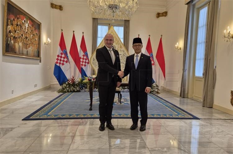 Slika /dokumenti/RH u Indoneziji.jpg